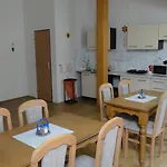 U Hradeb Pensjonat 3*